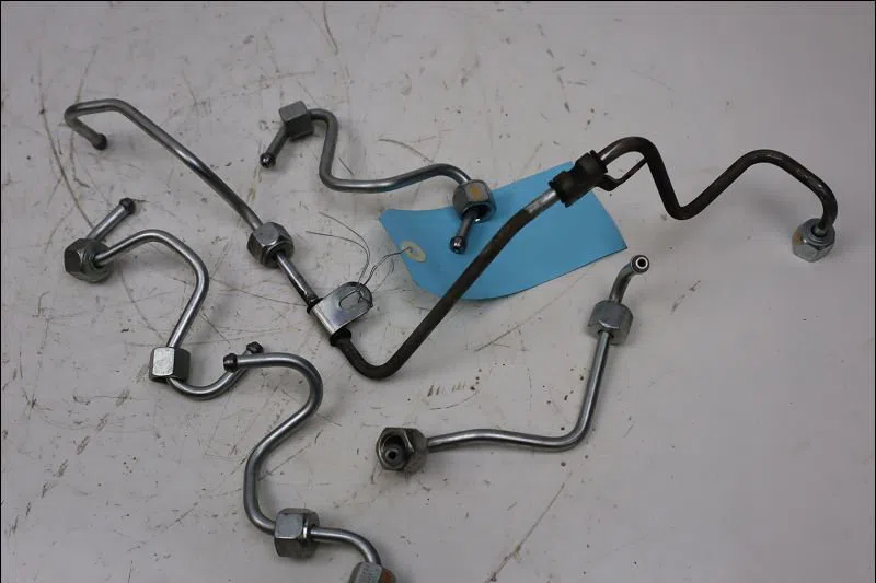 Tuyaux injecteurs Renault KOLEOS I (HY_) 2.0 dci 4x4 (hy0b) (2008) occasion