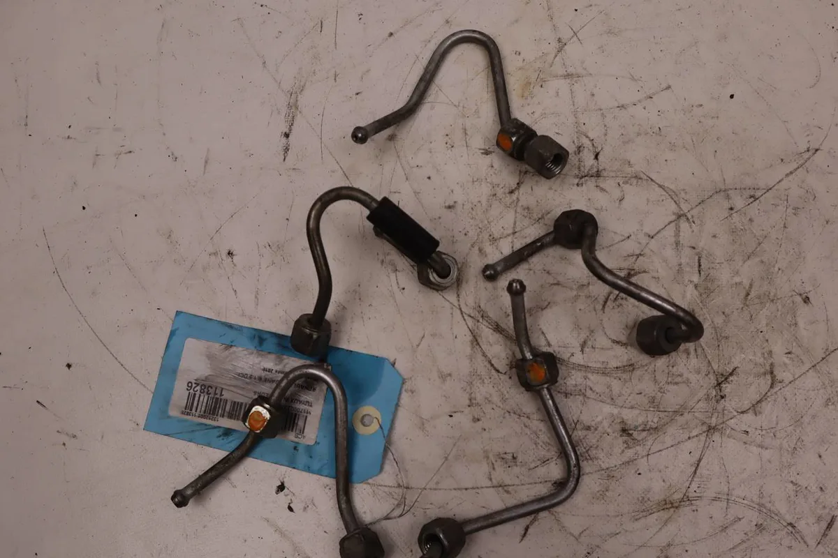 Tuyaux injecteurs Renault MEGANE III 3-5 portes (BZ0-1_, B3_) 1.5 dci (2009) 5 portes occasion
