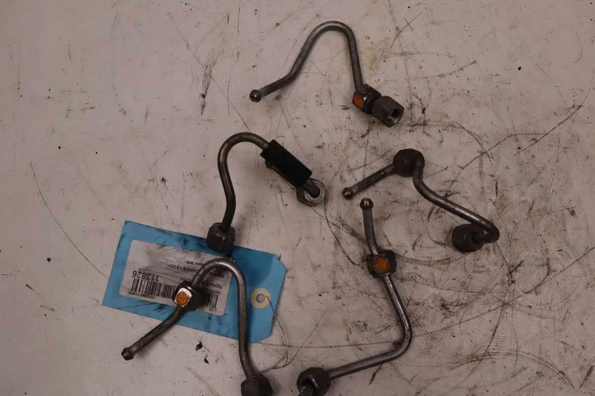 Tuyaux injecteurs Renault MEGANE III 3-5 portes (BZ0-1_, B3_) 1.5 dci (2009) 5 portes occasion