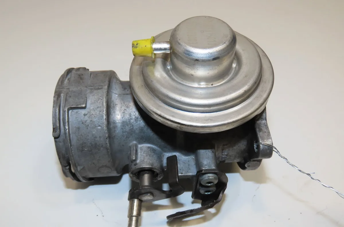 Vanne egr Audi A4 B6 (8E2) 1.9 tdi (2000-2004) 4 portes occasion