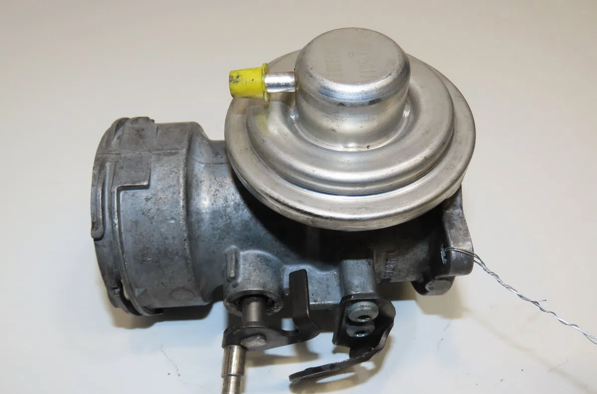 Vanne egr Audi A4 B6 (8E2) 1.9 tdi (2000-2004) 4 portes occasion