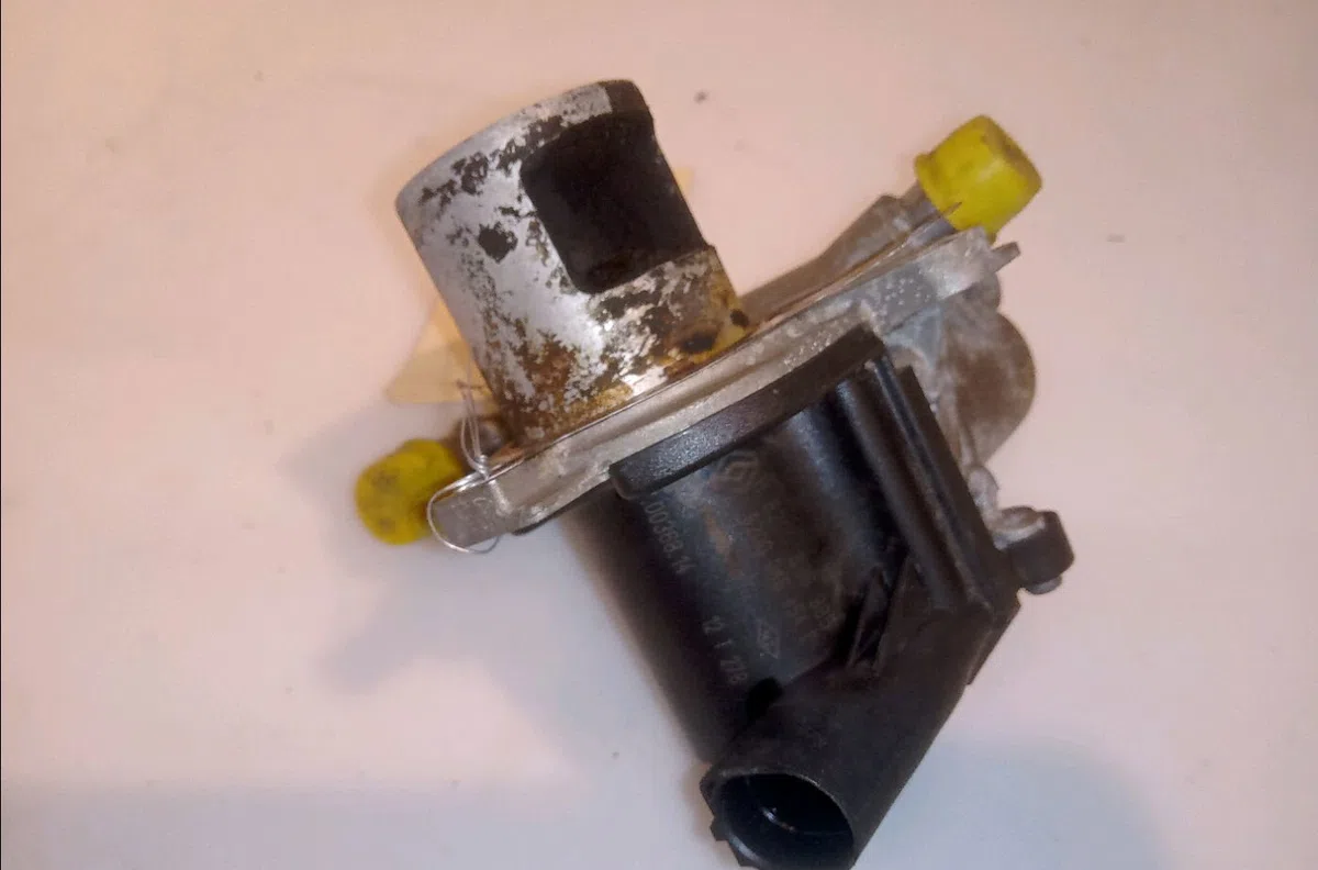 Vanne egr Renault CLIO III (BR0-1, CR0-1) 1.5 dci (2010-2014) 3 portes occasion
