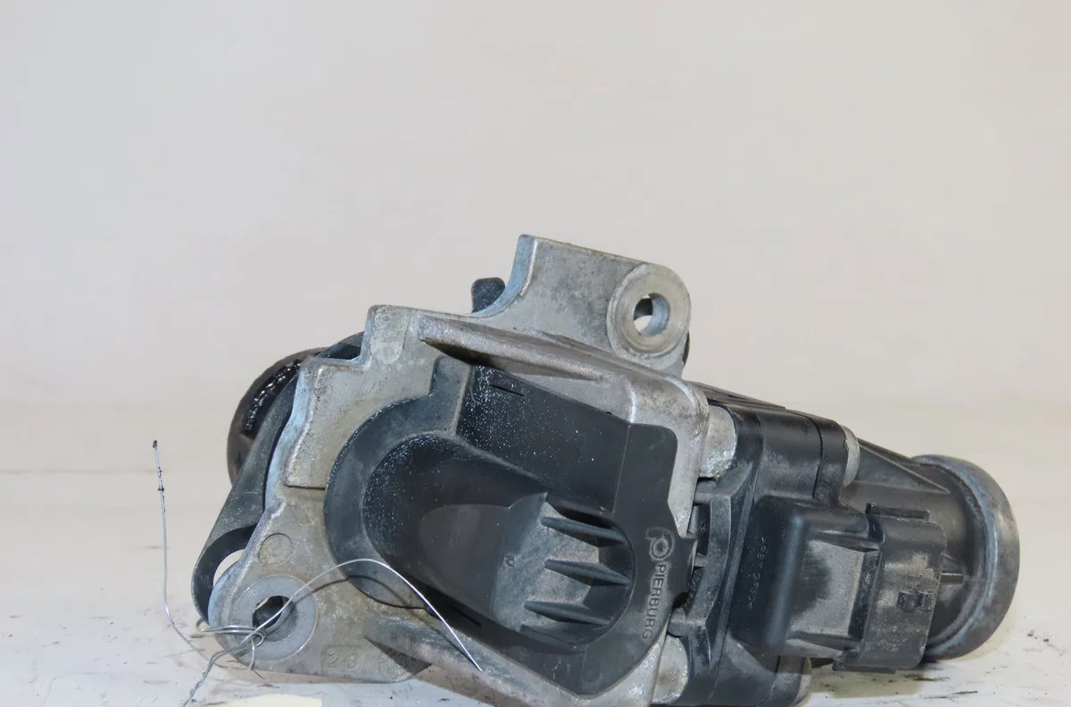 Vanne egr Renault KANGOO Express (FW0-1_) 1.5 dci 75 (fw07, fw10, fw04) (2010) 4 portes occasion