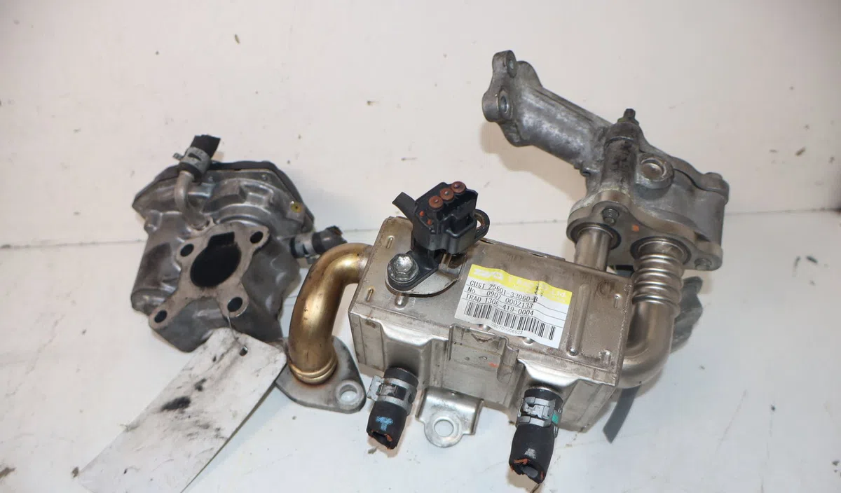 Vanne egr Toyota AURIS (_E15_) 1.4 d-4d (nde150_) (2007-2012) 3 portes occasion