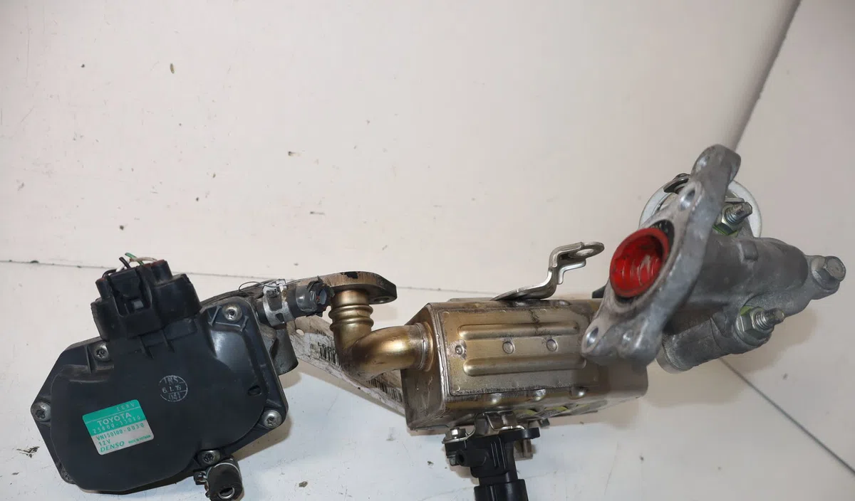 Vanne egr Toyota AURIS (_E15_) 1.4 d-4d (nde150_) (2007-2012) 3 portes occasion