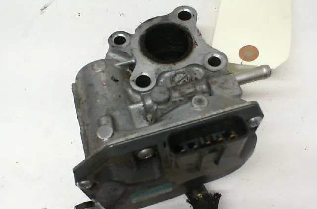 Vanne egr TOYOTA YARIS III Phase 2 06-2014 occasion