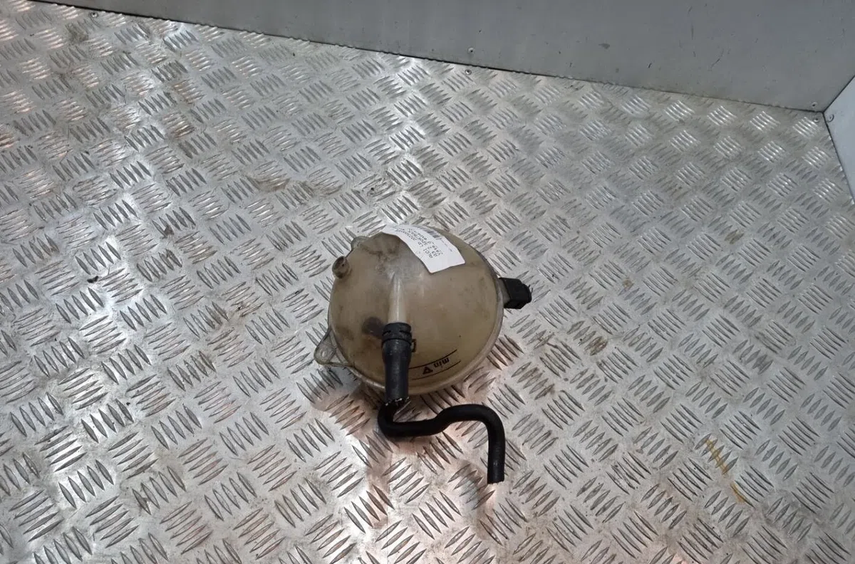 Vase expansion AUDI A3 2 SPORTBACK PHASE 1 occasion