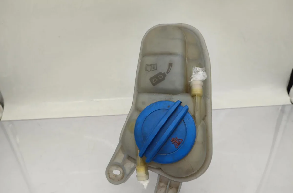 Vase expansion AUDI A5 1 COUPE S5 PHASE 1 occasion