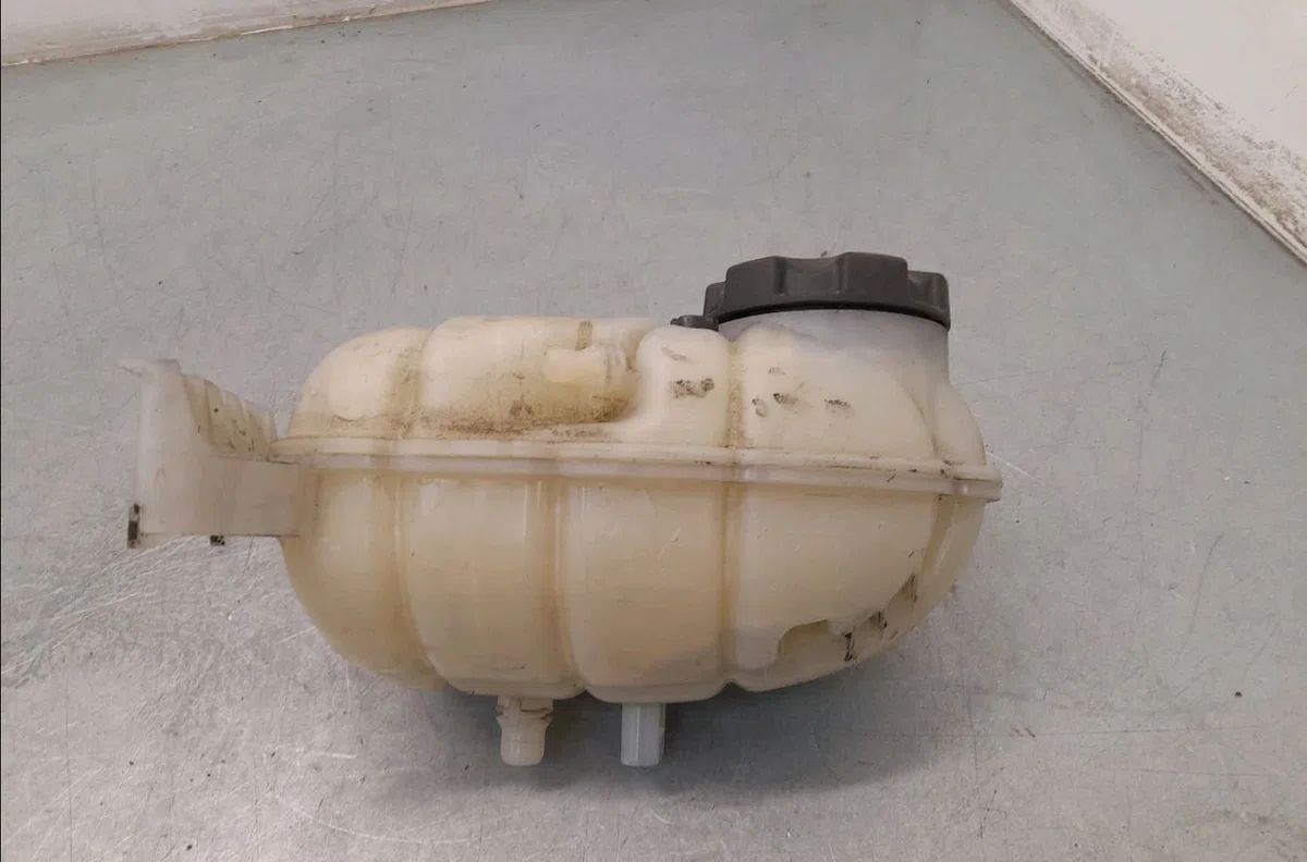 Vase expansion Bmw 1 (E87) 118 d (2004-2007) 5 portes occasion