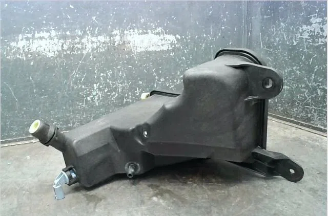 Vase expansion Bmw 3 (E90) 320 d (2004-2011) occasion