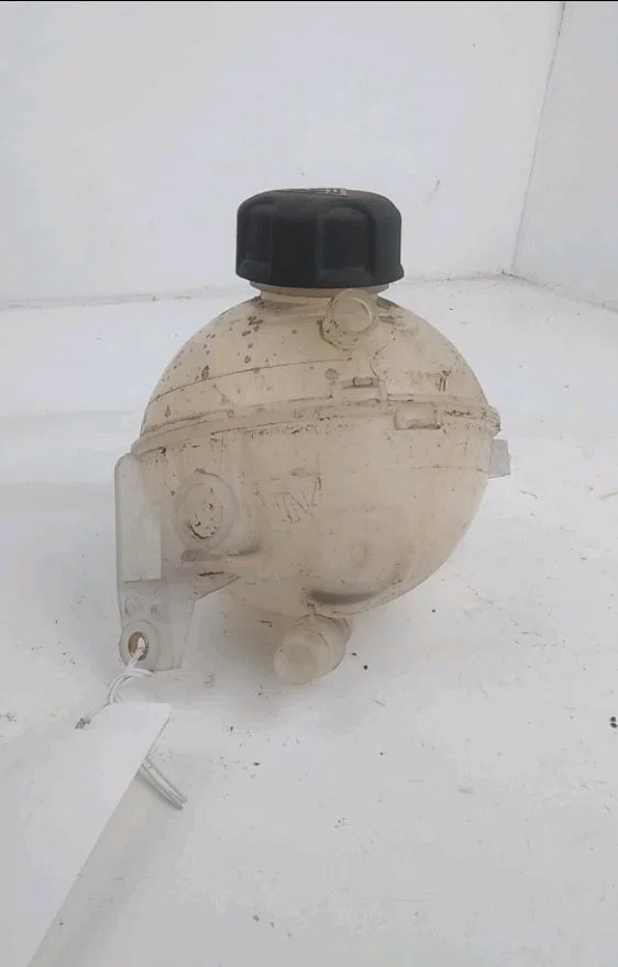 Vase expansion Citroen BERLINGO Camionnette-Monospace (B9) 1.6 bluehdi 100 (2014) occasion