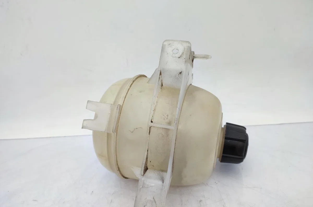 Vase expansion DACIA SANDERO 1 occasion