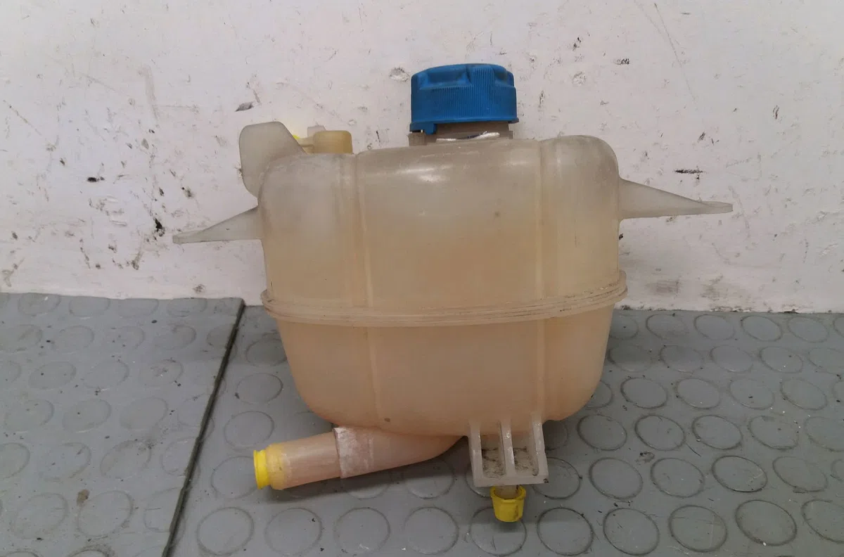 Vase expansion Fiat QUBO (225_) 1.3 d multijet (225cxb1a, 225axb1a, 225cxb11, 225axb11,... (2008) occasion