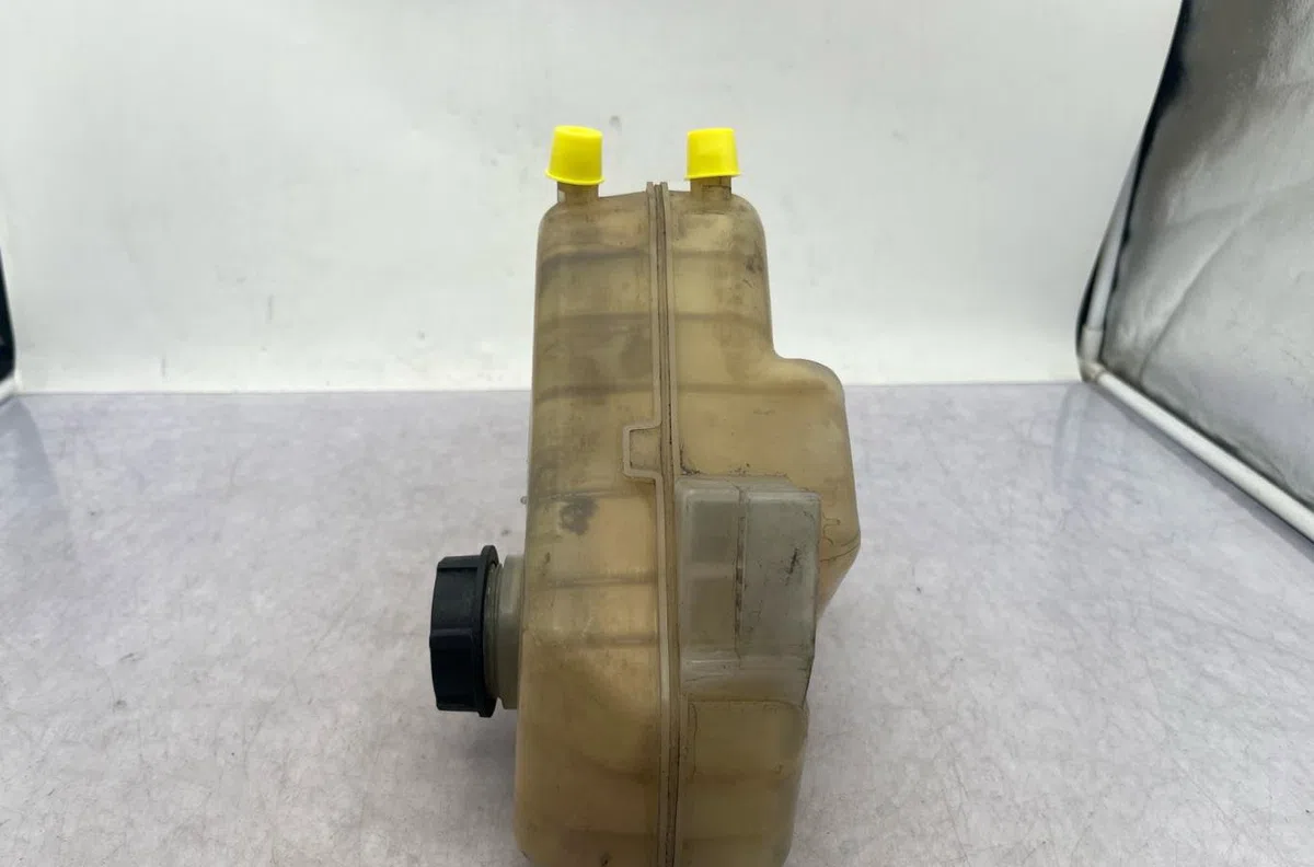 Vase expansion FORD FIESTA 6 PHASE 1 occasion