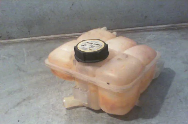 Vase expansion FORD FOCUS 2006 occasion