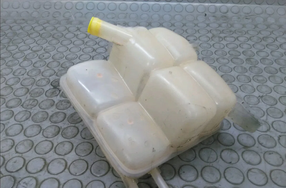 Vase expansion Ford FOCUS II (DA_, HCP, DP) 1.6 tdci (2004-2012) occasion