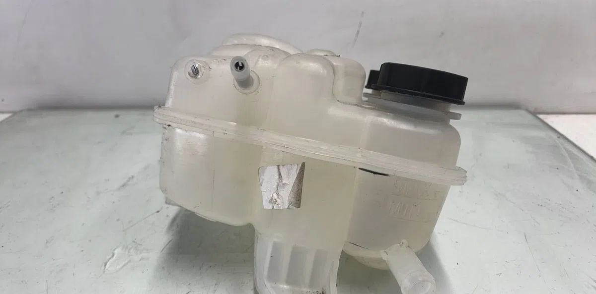 Vase expansion FORD KUGA 3 PHASE 1 occasion