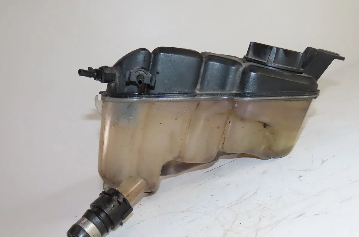 Vase expansion Ford MONDEO IV A trois volumes (BA7) 1.8 tdci (2007-2015) occasion