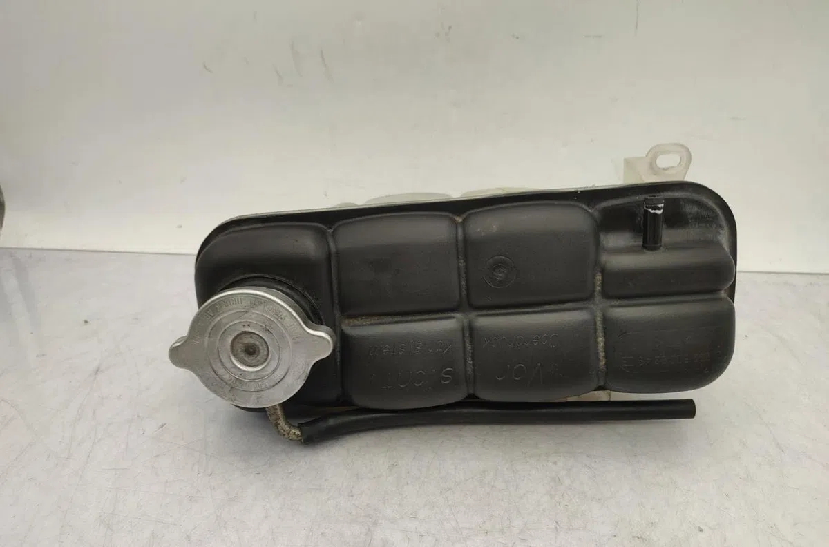 Vase expansion MERCEDES CLASSE CLK 208 PHASE 1 COUPE occasion