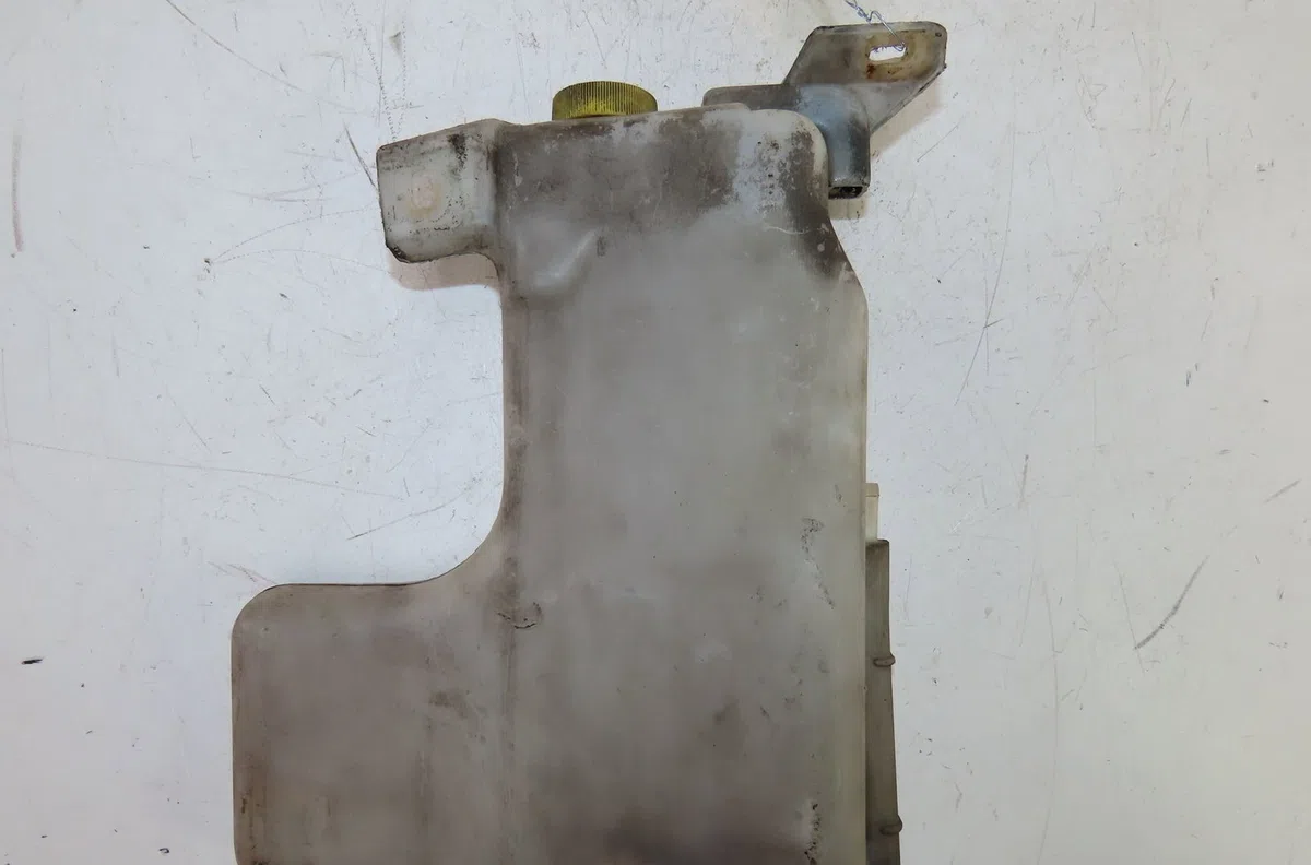Vase expansion Nissan PICK UP (D22) 2.5 td 4wd (1998-2005) occasion