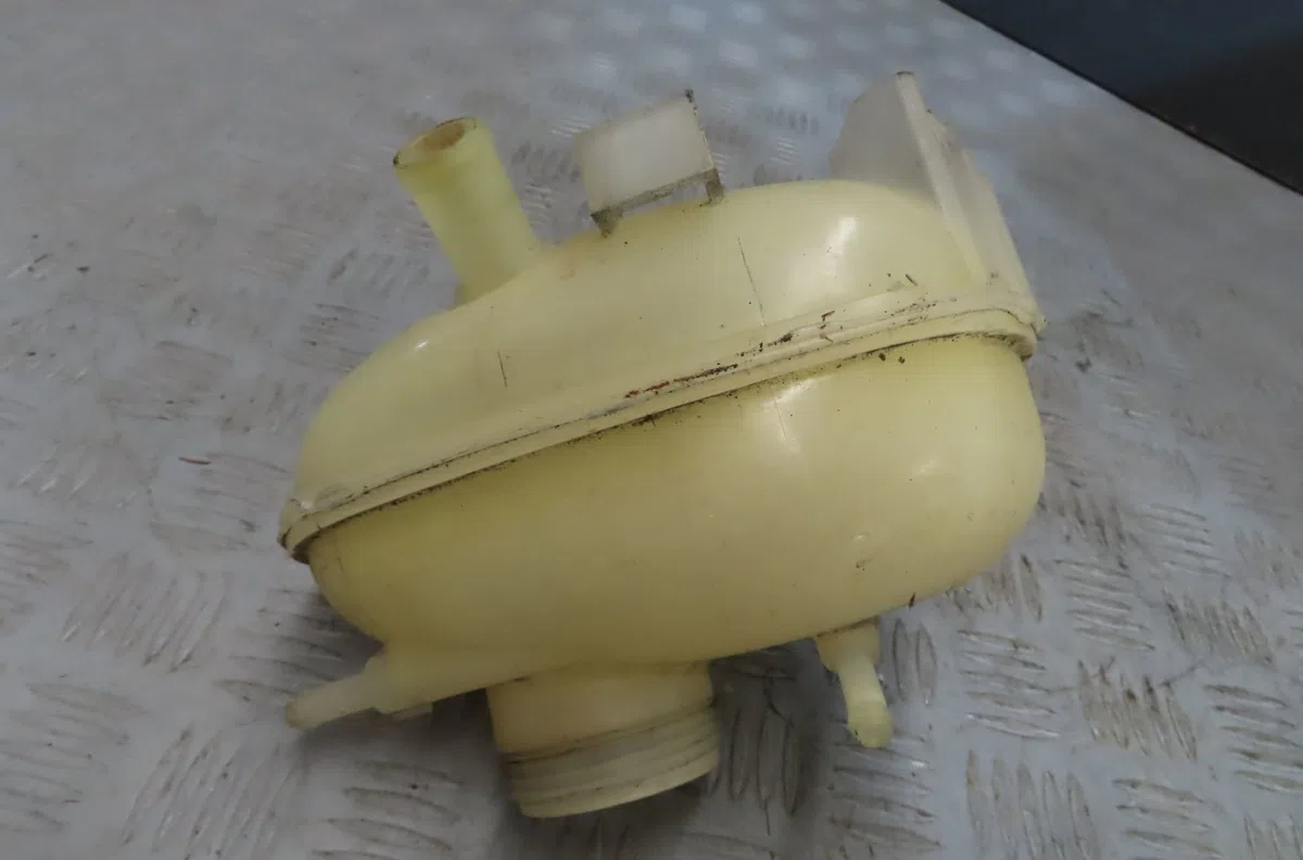 Vase expansion OPEL CORSA 2005 occasion