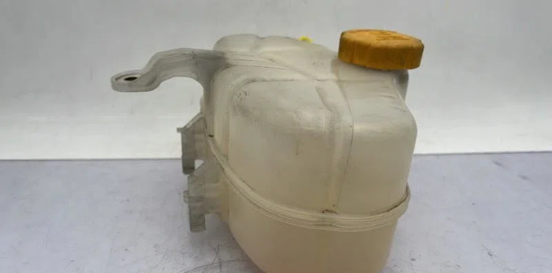 Vase expansion OPEL CORSA D PHASE 2 occasion