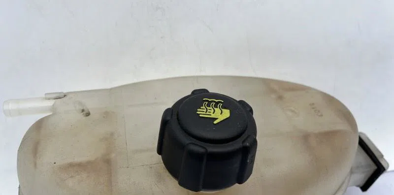 Vase expansion OPEL VIVARO 1 PHASE 2 occasion