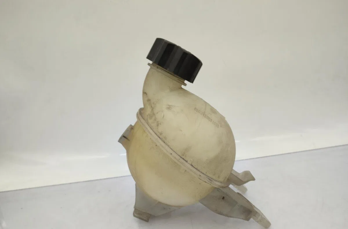 Vase expansion PEUGEOT 1007 occasion