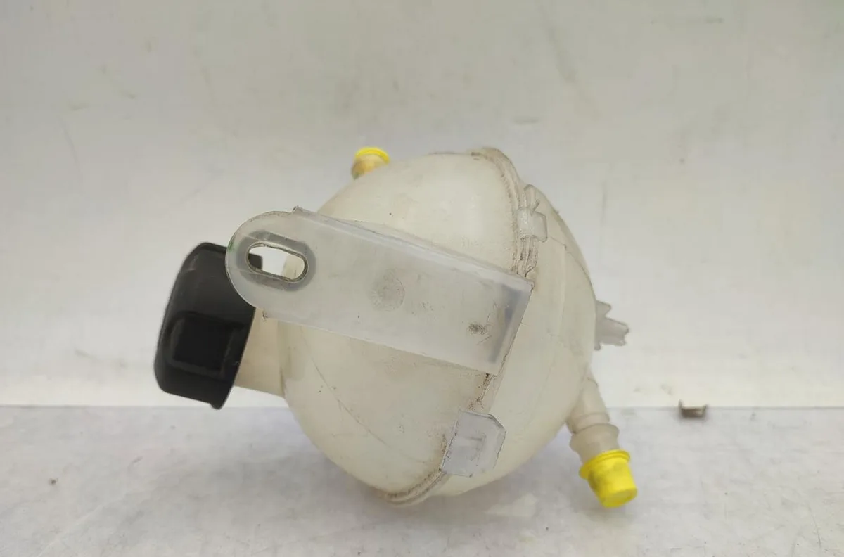 Vase expansion PEUGEOT 108 occasion