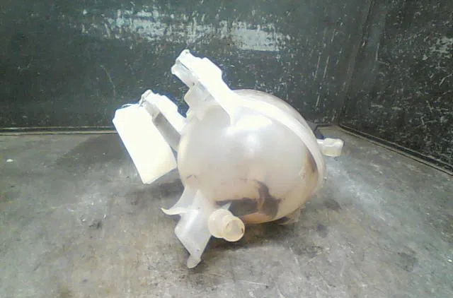 Vase expansion Peugeot 208 I (CA_, CC_) 1.0 (2012) occasion