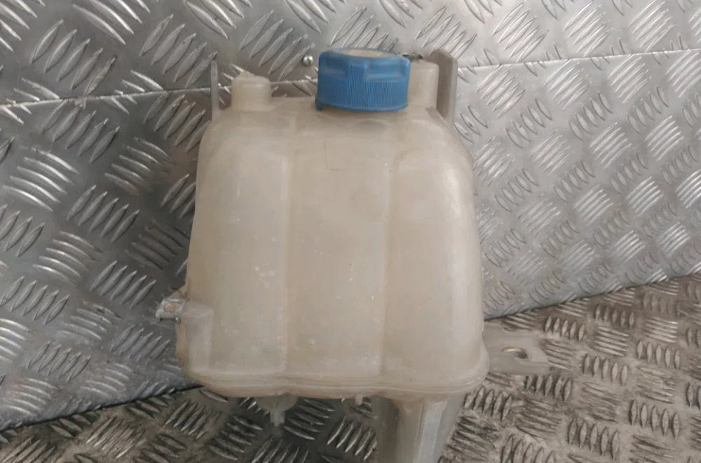 Vase expansion Peugeot BOXER Camion plate-forme-Châssis 2.2 hdi 120 (2006) occasion