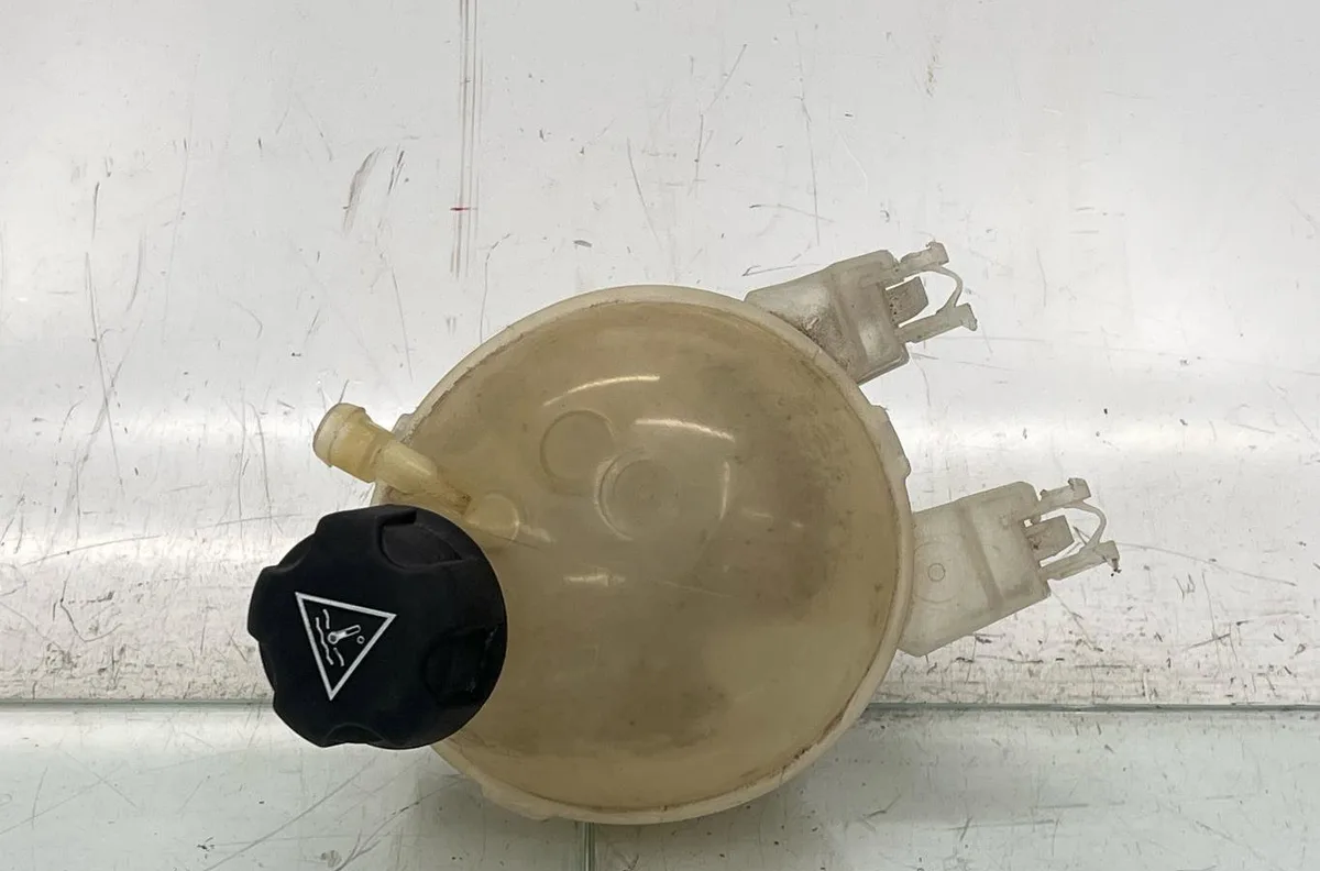 Vase expansion PEUGEOT TRAVELLER PHASE 1 occasion