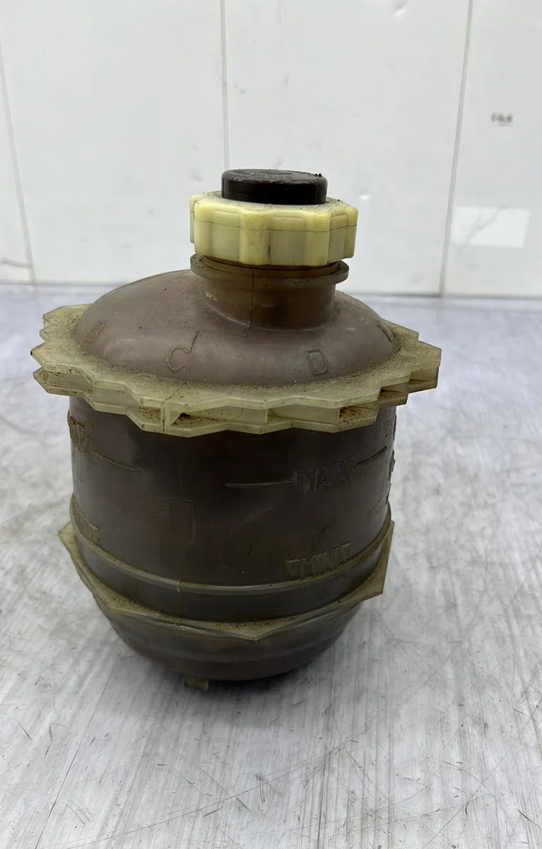Vase expansion RENAULT CLIO 1 PHASE 3 occasion