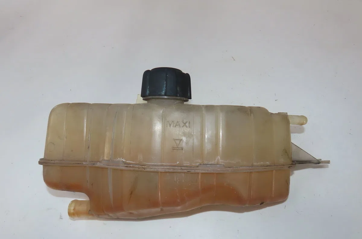 Vase expansion Renault CLIO III (BR0-1, CR0-1) 1.5 dci (br17, cr17) (2005-2012) 5 portes occasion