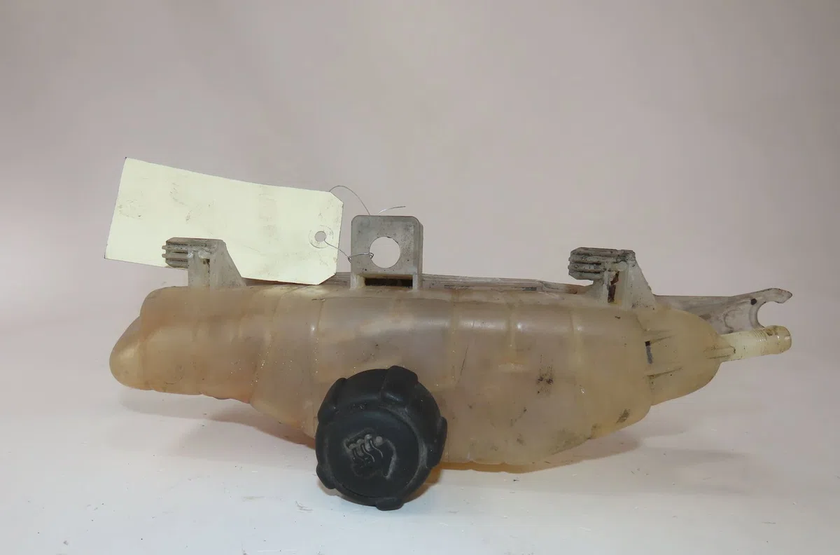 Vase expansion Renault CLIO III (BR0-1, CR0-1) 1.5 dci (br17, cr17) (2005-2012) 5 portes occasion