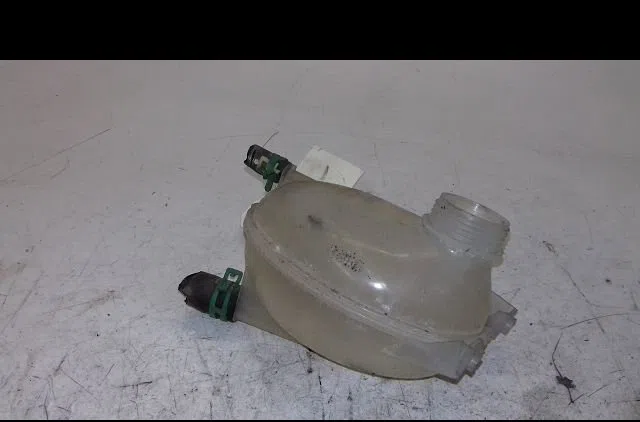 Vase expansion Renault CLIO IV (BH_) 0.9 tce 90 (2012) 5 portes occasion