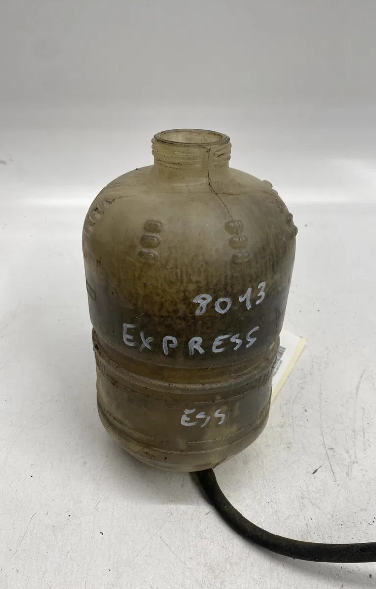 Vase expansion Renault EXPRESS Camionnette-Monospace (F40_, G40_) 1.0 (1986-1992) occasion