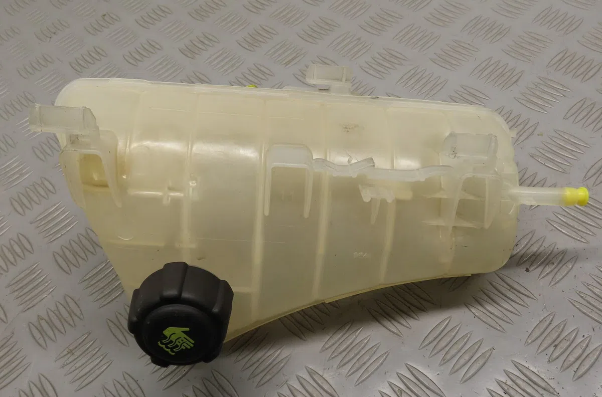 Vase expansion Renault KANGOO Express (FW0-1_) 1.5 dci 90 (fw0g, fw05, fw08, fw11) (2009) 4 portes occasion