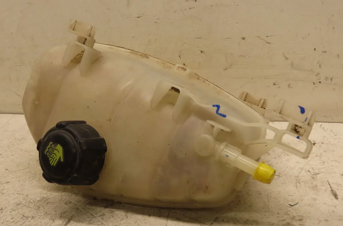 Vase expansion Renault KANGOO Express (FW0-1_) 1.5 dci 95 (fw16) (2019) occasion
