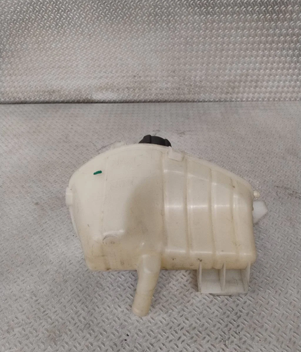 Vase expansion Renault KANGOO - GRAND KANGOO II (KW0-1_) 1.5 dci 95 (kw16) (2019) occasion