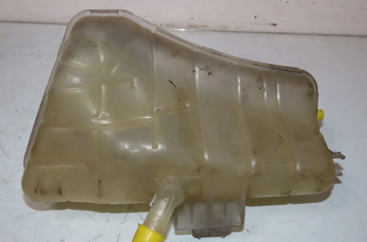 Vase expansion RENAULT KANGOO occasion