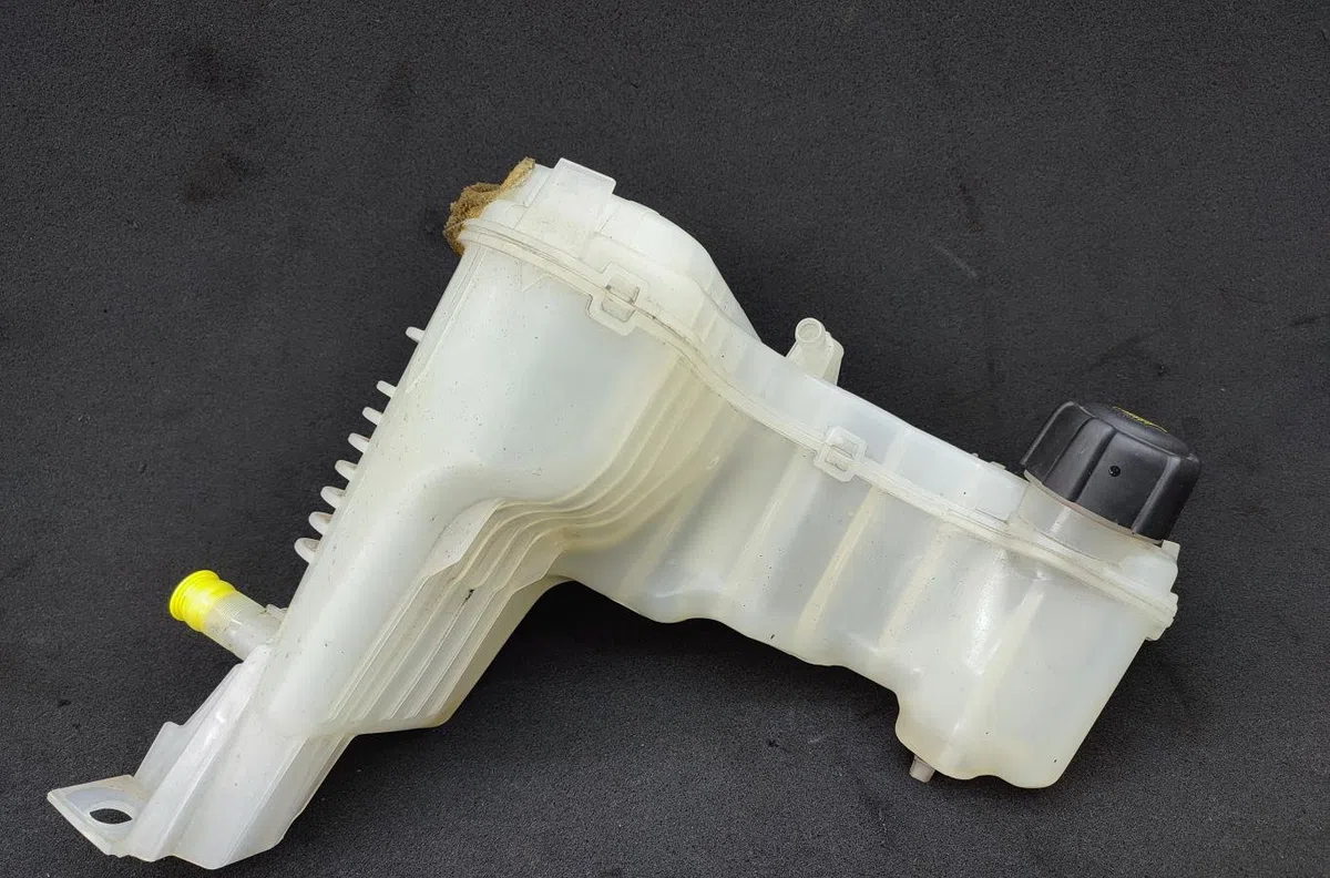 Vase expansion RENAULT LAGUNA 3 PHASE 2 BREAK occasion
