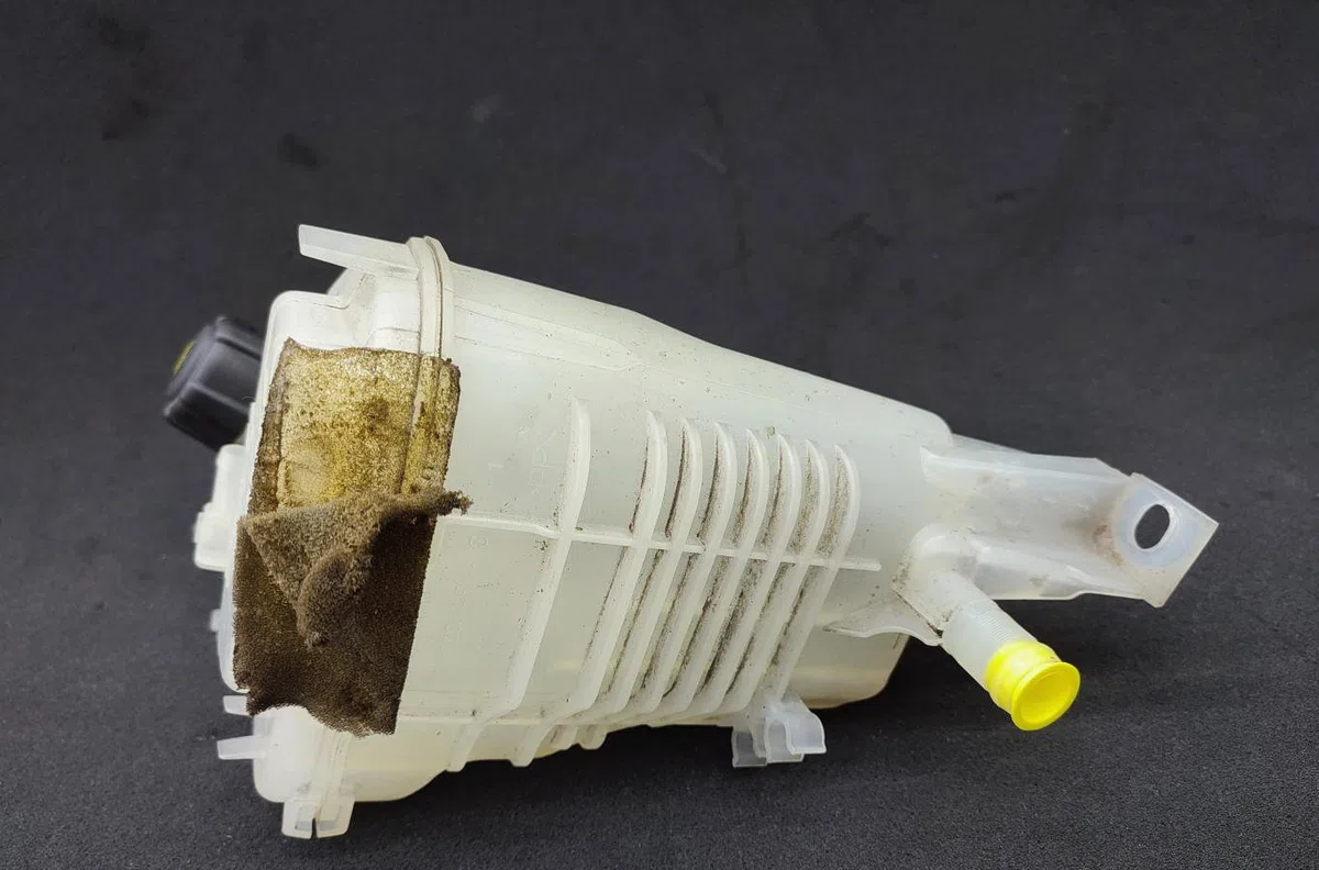 Vase expansion RENAULT LAGUNA 3 PHASE 2 BREAK occasion