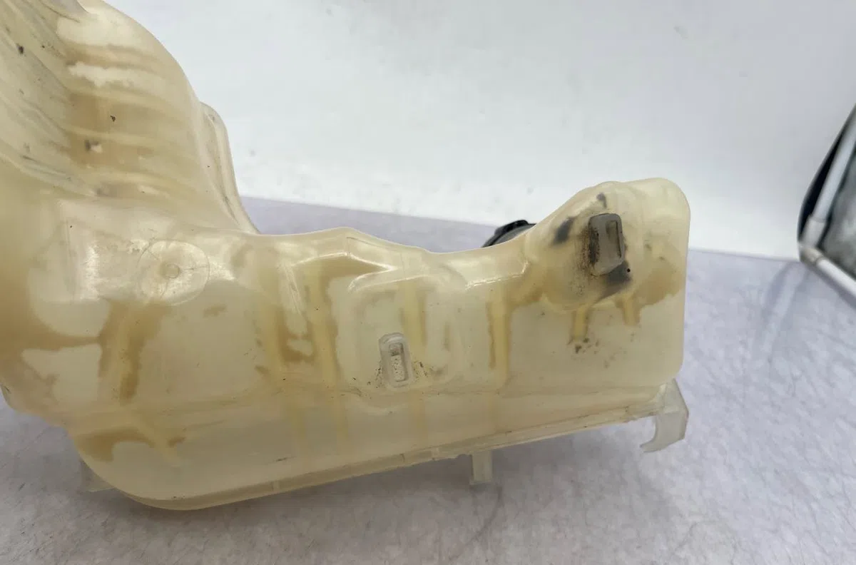 Vase expansion RENAULT LAGUNA 3 PHASE 2 occasion