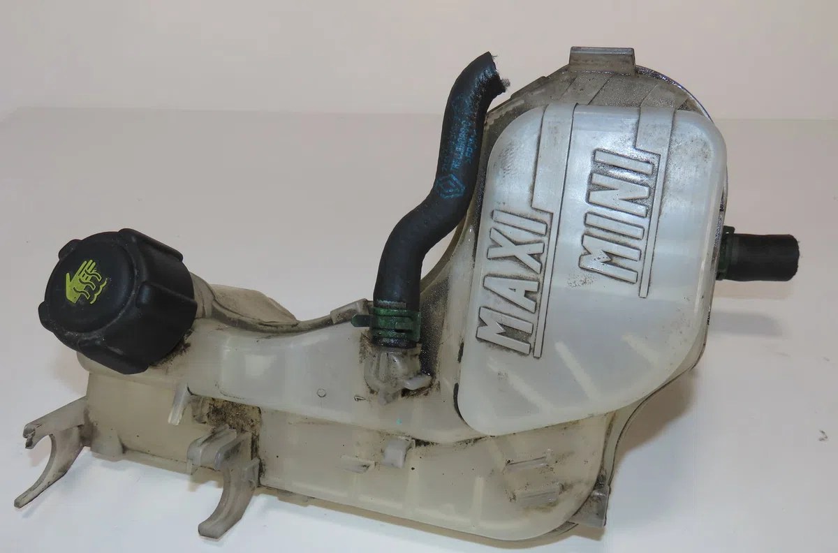 Vase expansion Renault LAGUNA III (BT0-1) 2.0 dci (bt07, bt0j, bt14, bt1a, bt1s) (2007-2015) 5 portes occasion