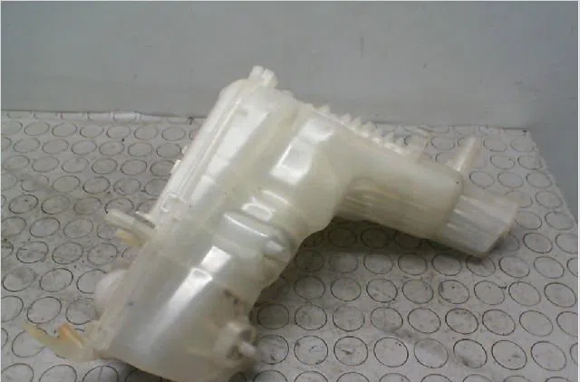 Vase expansion RENAULT LAGUNA III Phase 1 COUPE 08-2008--03-2013 2.0 DCI 150ch occasion