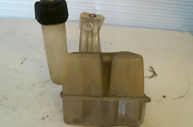 Vase expansion RENAULT LAGUNA occasion