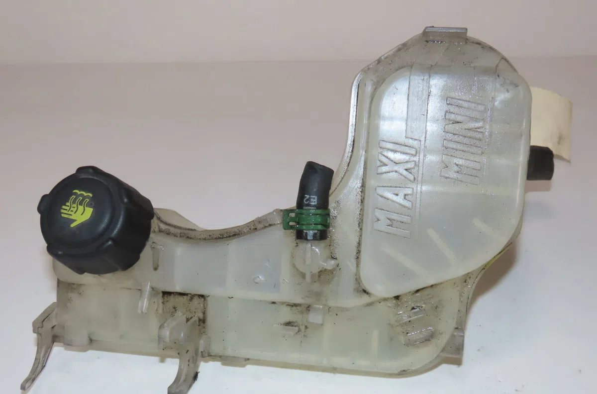 Vase expansion Renault LATITUDE (L70_) 2.0 dci 175 (l70y) (2011) occasion