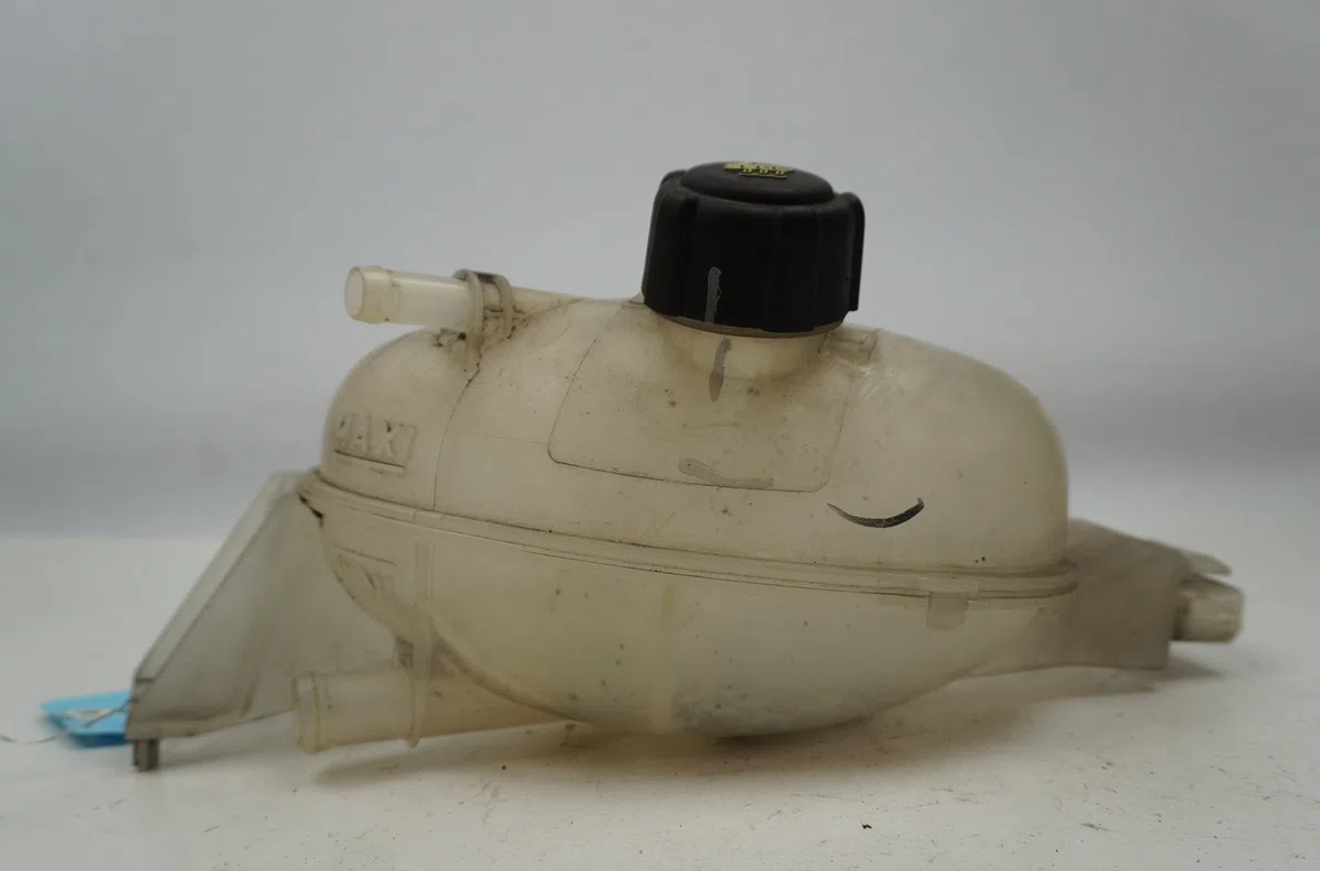 Vase expansion Renault MASTER III Camionnette (FV) 2.3 dci 125 fwd (fv0c, fv0d, fv0g, fv0h, fv0j, fv0k) (2010) occasion
