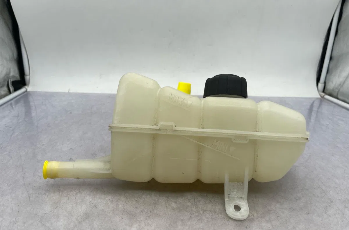 Vase expansion RENAULT MEGANE 4 PHASE 1 BREAK occasion